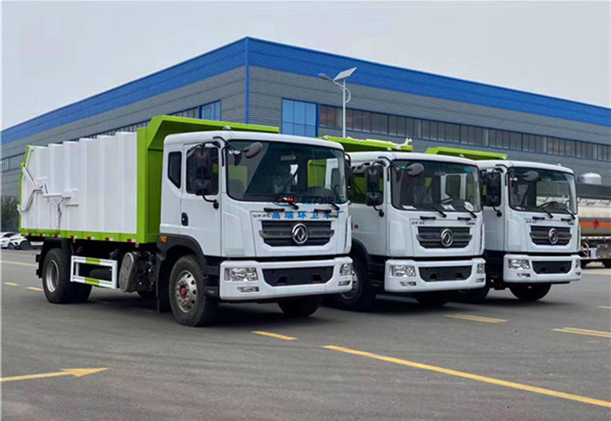 東風(fēng)多利卡D9對(duì)接式垃圾車(chē)