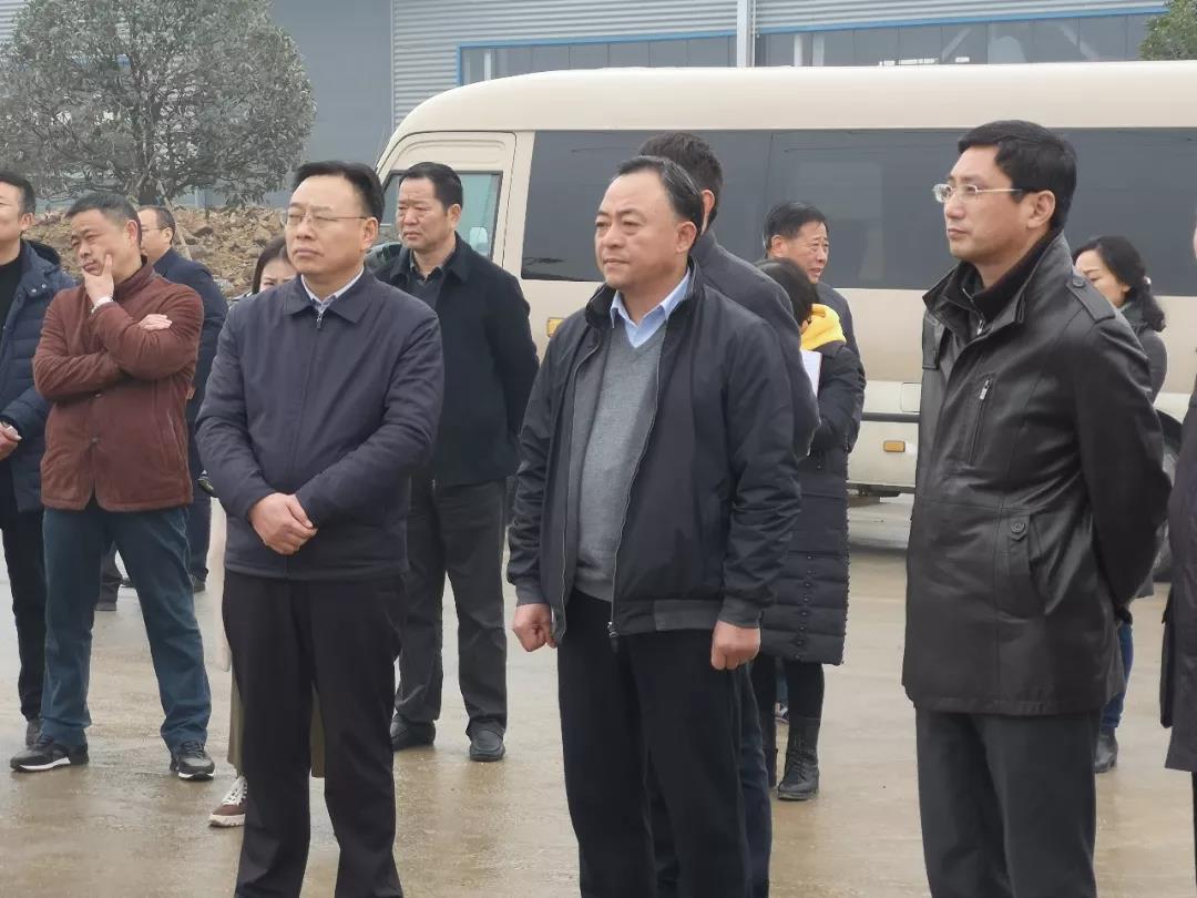 隨州市委、市人大代表團(tuán)蒞臨程力集團(tuán)商用車產(chǎn)業(yè)園視察